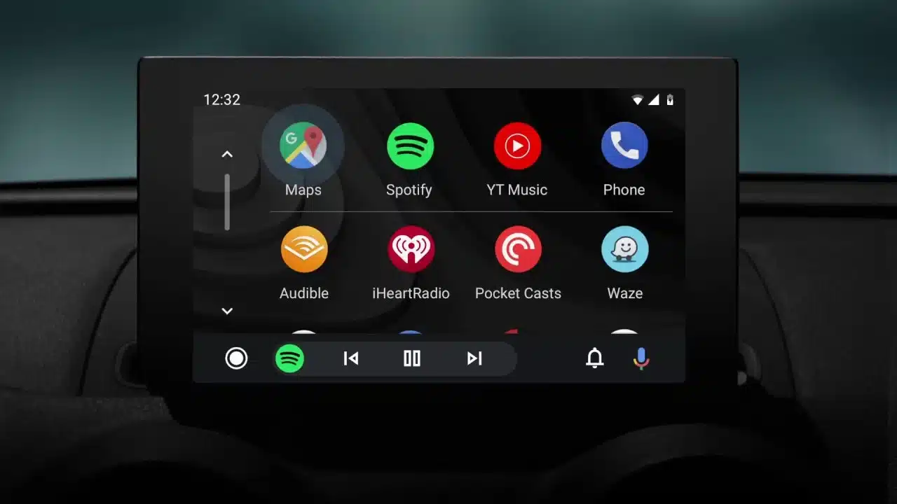 Android Auto on display panel